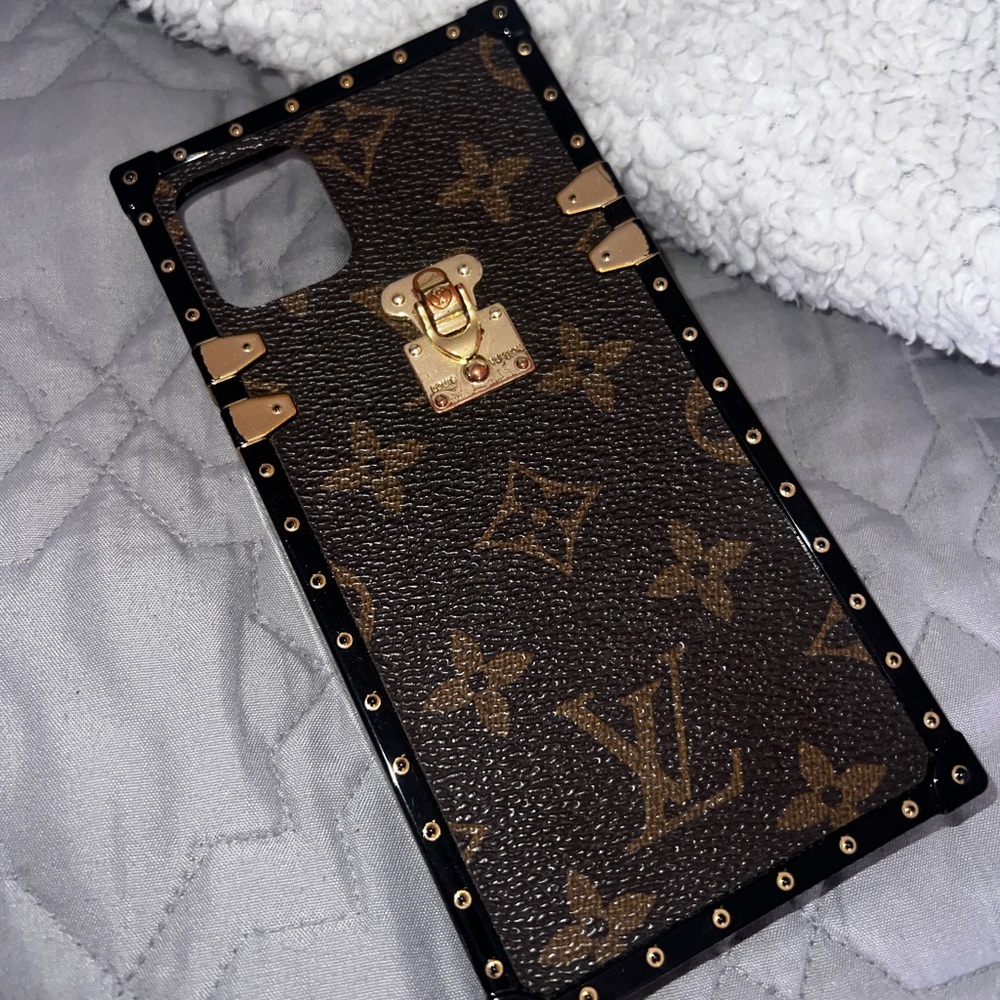 iPhone 11 pro case